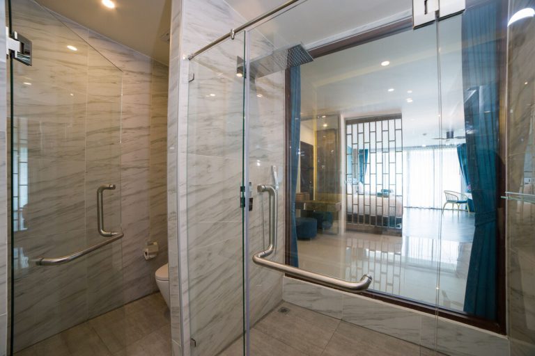 Bathroom of a guest room at Oceana Resort